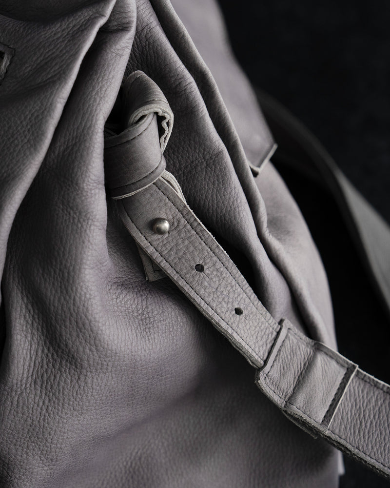 REAR FLAT large_nude_grey