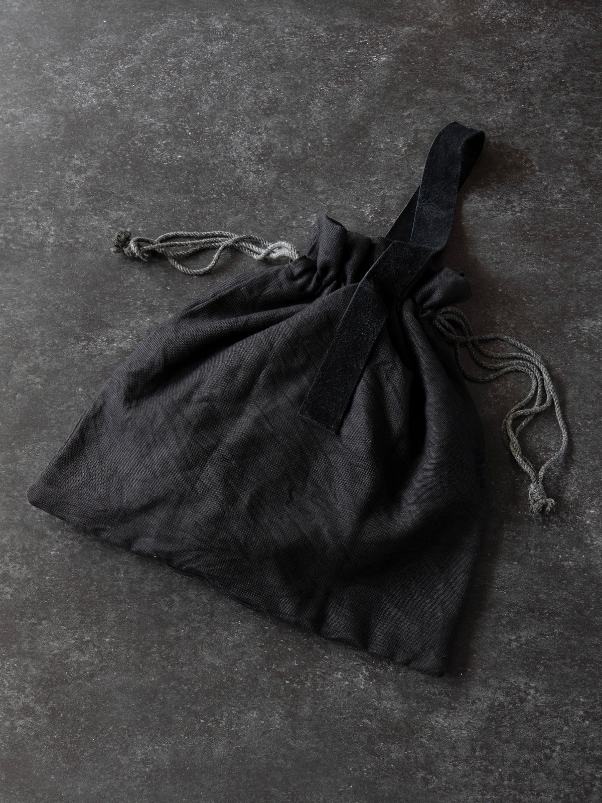 PALM_black TR007