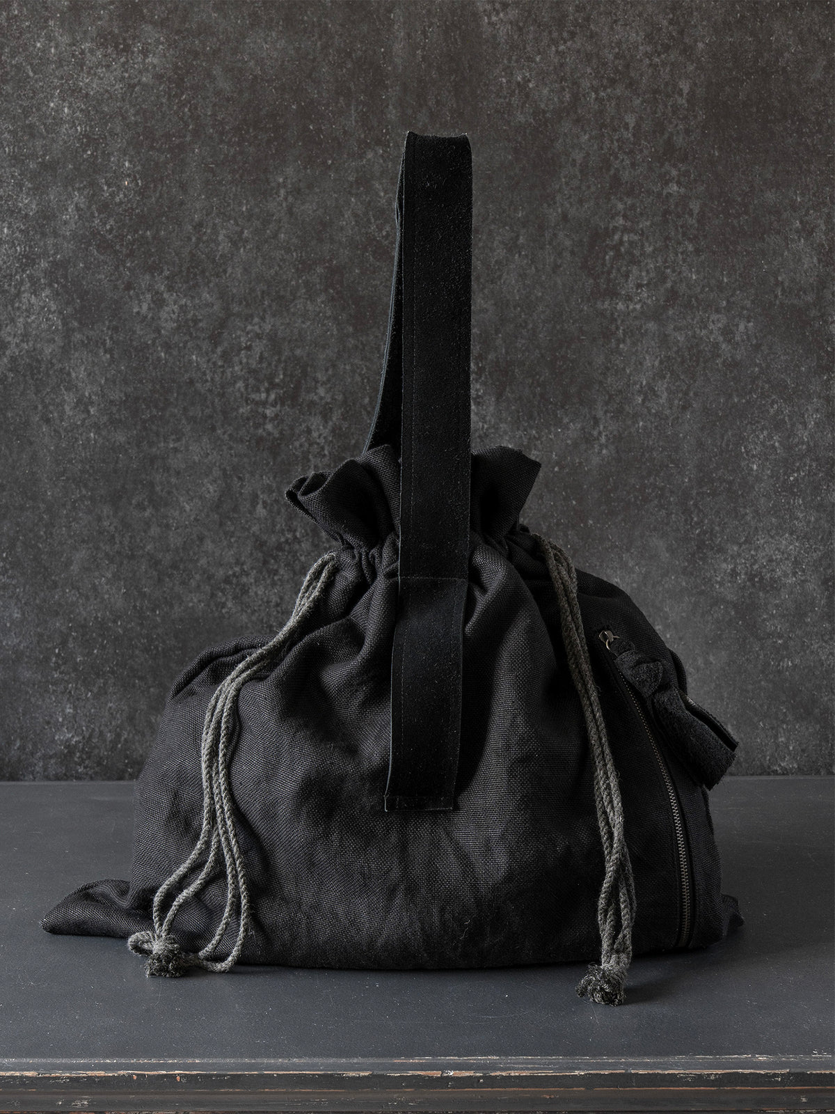 PALM_black TR007