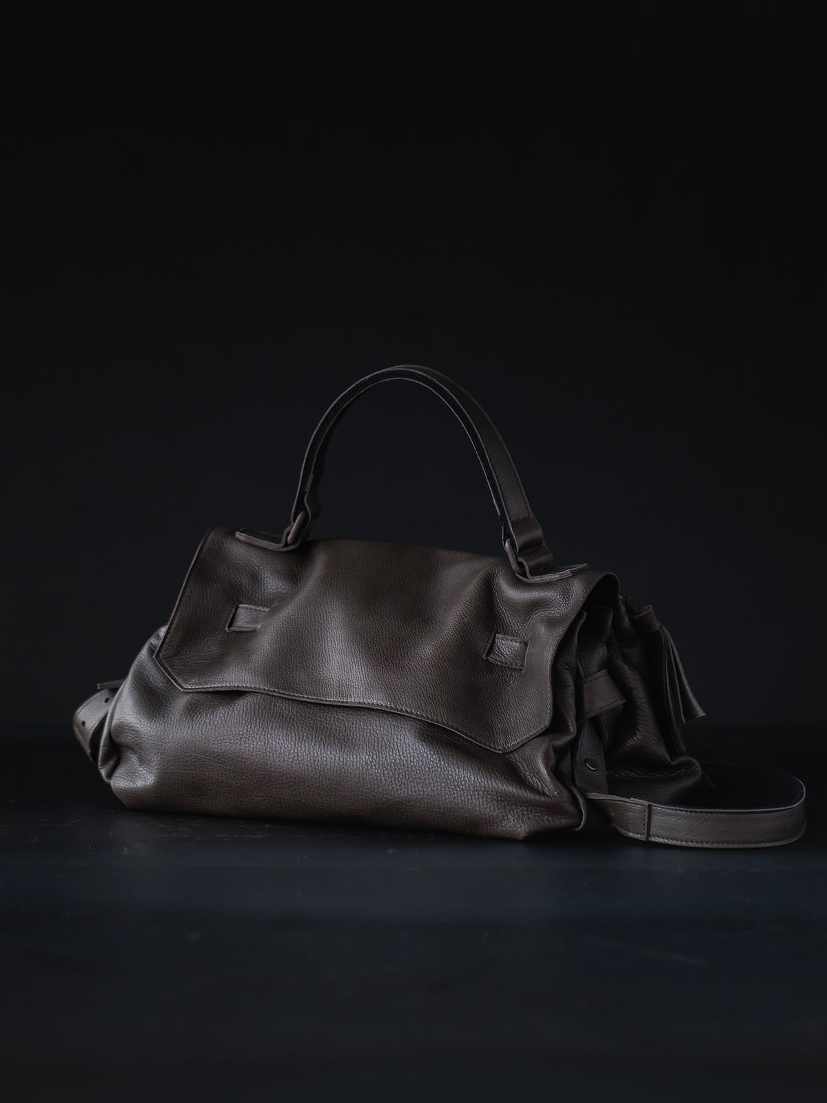 REAR FLAT medium_nude_darkbrown TR013