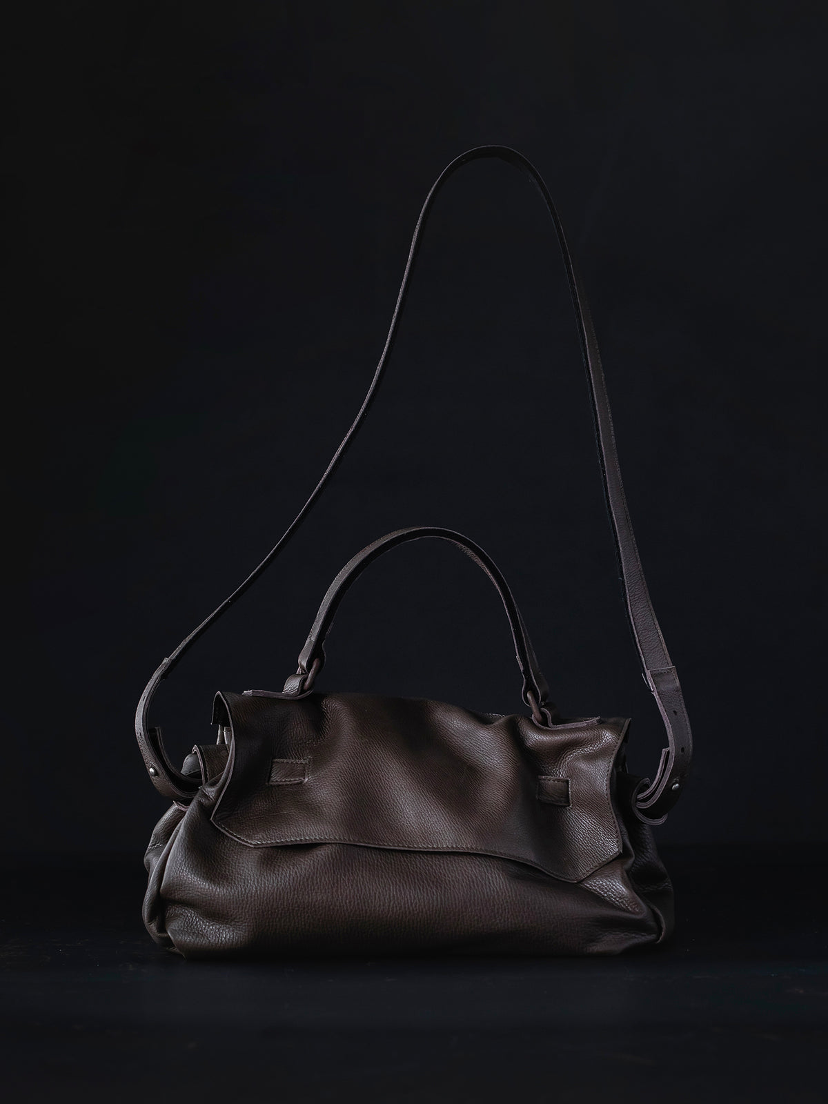 REAR FLAT medium_nude_darkbrown TR013