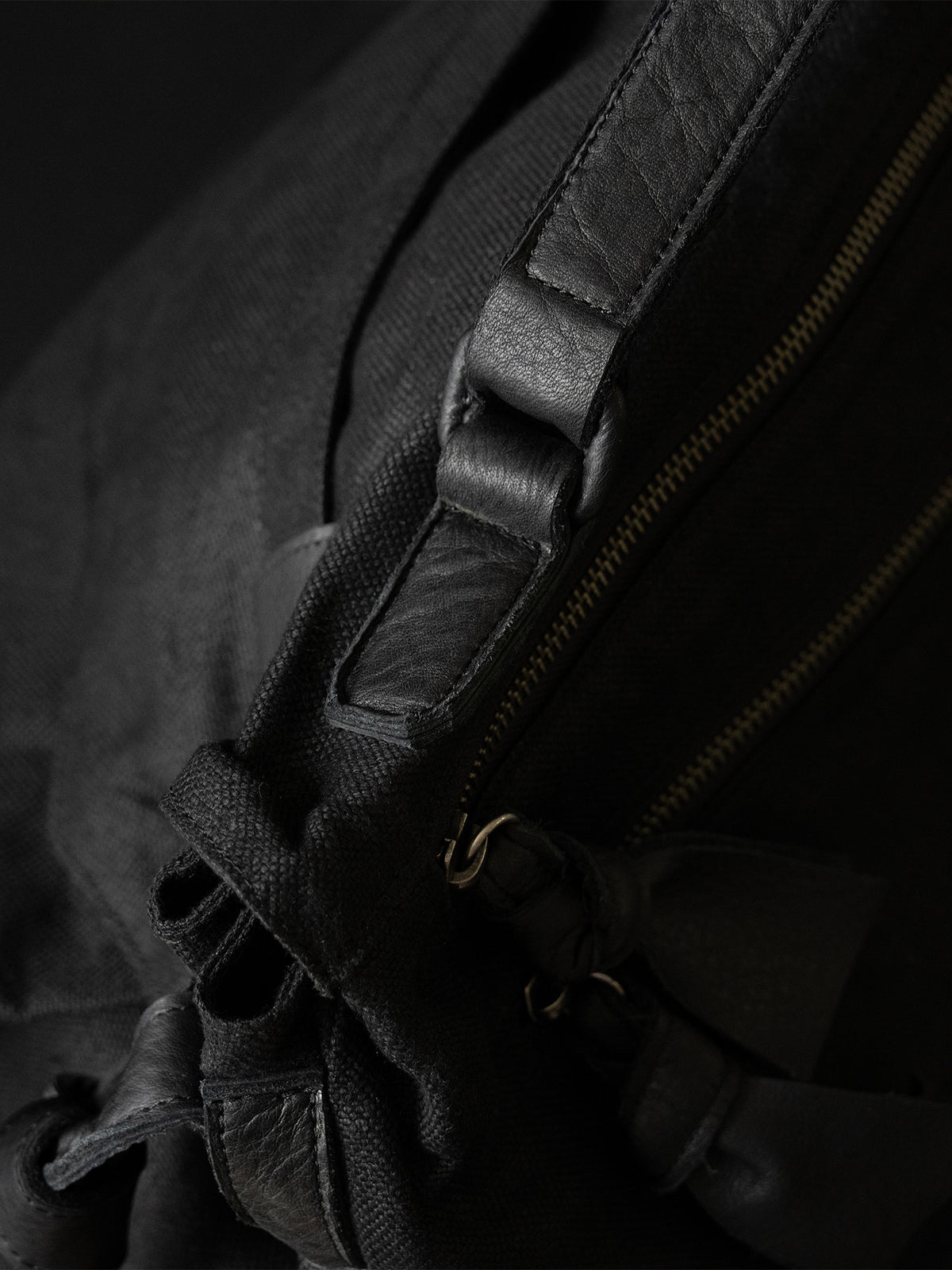 REAR FLAT large_linen_black TR049